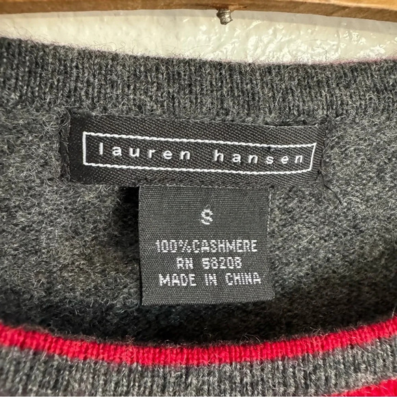 Lauren Hansen 100% 2-Ply
Cashmere Sweater Argyle Red & Gray Women’s Size Small - Picture 4 of 6